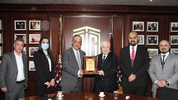 خلال الحدث أبوغزاله يستقبل الهندي ويبحثان آخر التطورات في قطاع السياحة