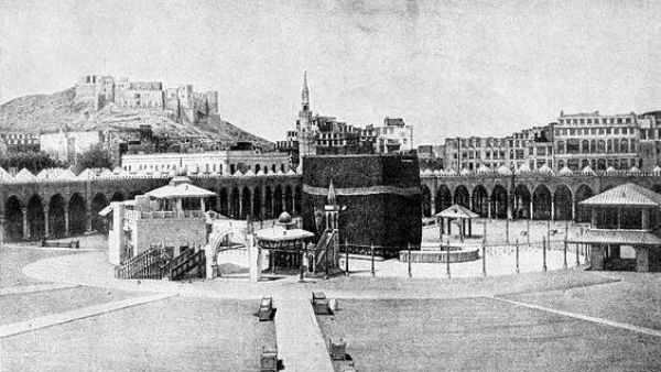 1905 Makkah, Saudi Arabia. (Instagram)