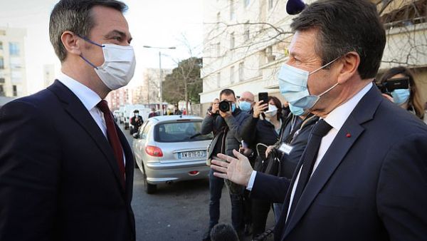 Christian Estrosi (right), the conservative mayor of Nice, welcomed Health Minister Oliver Veran (left) on his visit earlier today. (AFP/File Photo)