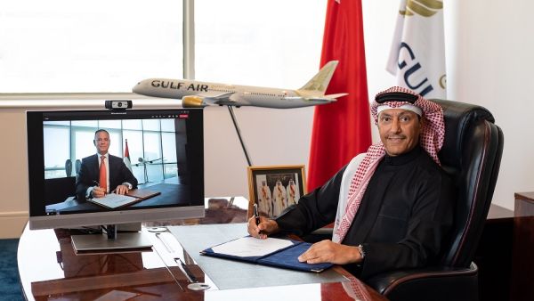 Captain Waleed and Tony Douglas GF x EY Signing Ceremony Etihad Airways and Gulf Air Announce Strategic Commercial Cooperation Agreement