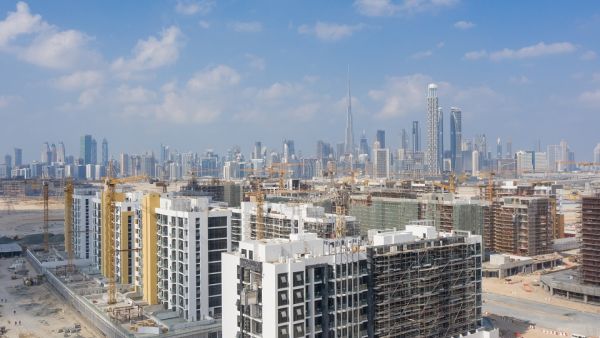 يأتي هذا الإعلان تأكيداً على التزام عزيزي بالتركيز على عملائها، واستجابة للطلب المتزايد على عقاراتها من قبل المشترين الصينيين الذين يرغبون في امتلاك عقارات عالمية المستوى في قلب دبي عزيزي للتطوير العقاري تحتفل بالعام الصيني الجديد بعروض جذابة لعملائها الصينيين