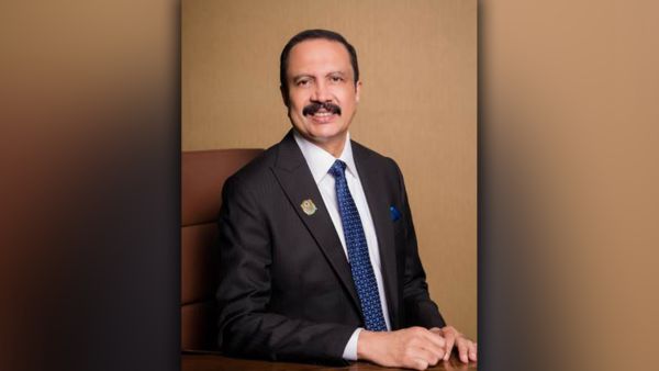 Dr Azad Moopen, Founder Chairman & Managing Director Dr Azad Moopen, Founder Chairman & Managing Director, Aster DM Healthcare