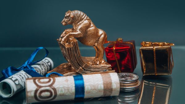 تعرفي على طباع وصفات مواليد برج الثور الصيني