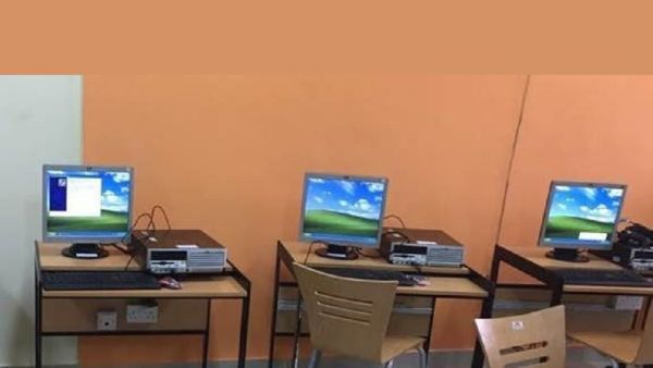 تعاونت الحكومة مع المشروع من خلال إصدار رئاسة الوزراء تعميما لجميع الوزارات والمؤسسات الحكومية أبوغزاله العالمية تعلن عن استمرارية مشروع "إعادة تهيئة الحواسيب"
