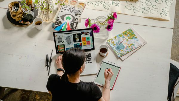 6 أخطاء تقوم بها أثناء العمل من المنزل