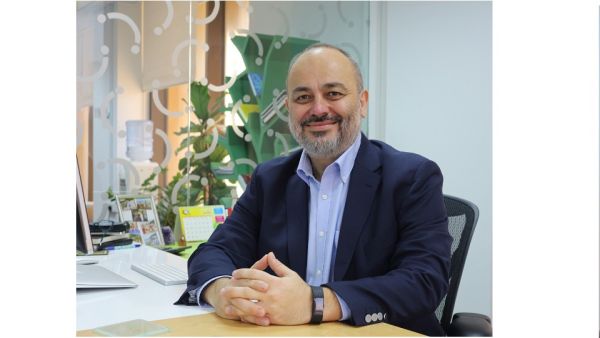 Özhan Toktas^J Managing Director of Pearson Middle East. Pearson Highlights Emerging Trends in the Education Industry To Look Out for in 2021