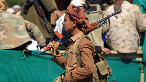 Houthi militias launch missile attacks on Saudi Arabia