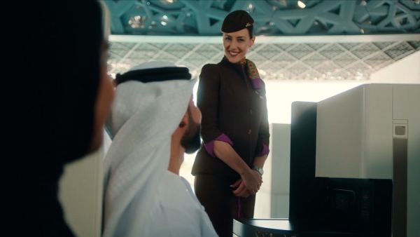 Etihad’s new safety video will be progressively rolled out starting with the airline’s Boeing 787 Dreamliners in April 2021. Etihad Airways Reveals New Safety Video Showcasing The Iconic Louvre Abu Dhabi