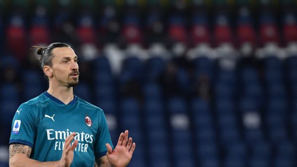 The Swedish forward picked up a knock in the Serie A clash with Roma at the weekend and could now miss the game against his old club (Photo: AFP)