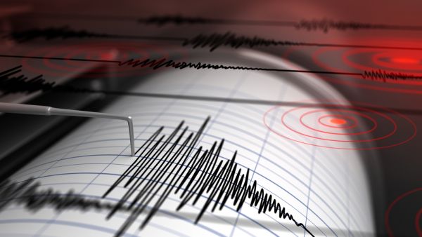 Earthquake hits west China 
