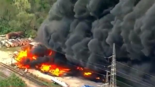 حريق في مصنع للكيماويات في ولاية ميزوري الأمريكية