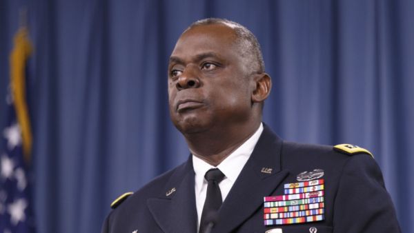 لويد أوستين