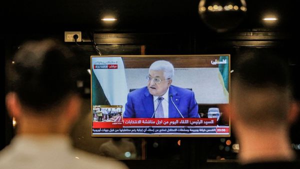 الاتحاد الأوروبي يعرب عن خيبة أمل شديدة بعد تأجيل الانتخابات الفلسطينية 