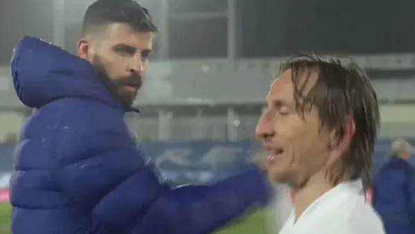 مودريتش وبيكيه