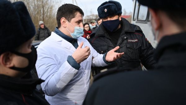 Navalny's deteriorating health began after weeks of starting the hunger strike