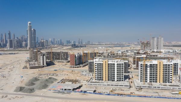 عزيزي للتطوير العقاري ترسي عقداً ضخماً على ستروميك الإمارات