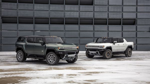 The new spot focuses on the SUV’s revolutionary capability and signature HUMMER EV features that offer Extract Mode and CrabWalk1. 2024 GMC Hummer EV SUV Debuts