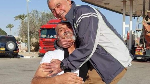 Israeli Occupation released Palestinian prisoner Rushdi Abu Mokh after 35 years of detention.