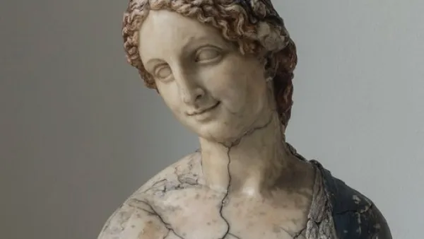 Leonardo da Vinci did NOT sculpt the Flora bust