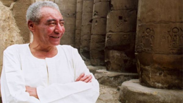  الشاعر المصري الكبير الراحل عبد الرحمن الأبنودي