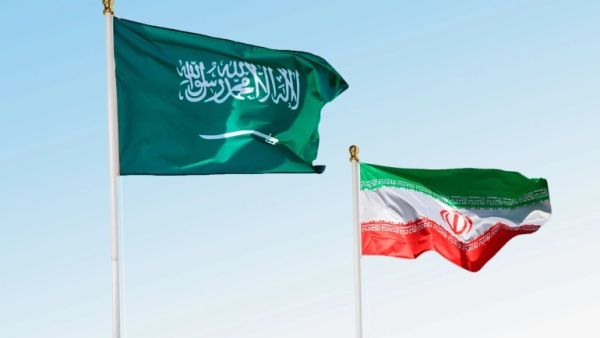  إيران تؤكد إجراء محادثات مع السعودية
