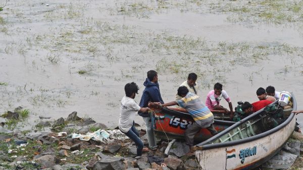 Cyclone Tauktae kills 37 in India; 81 missing in western coast