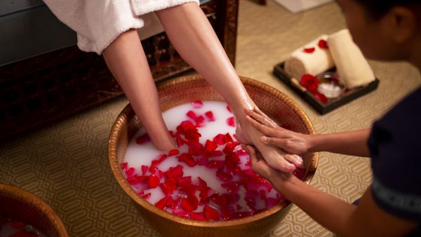 The Ritz-Carlton Spa, Dubai, JBR - Foot Scrub Experience Total Bliss And Relaxation At The Ritz-Carlton Spa, Dubai, JBR This Summer