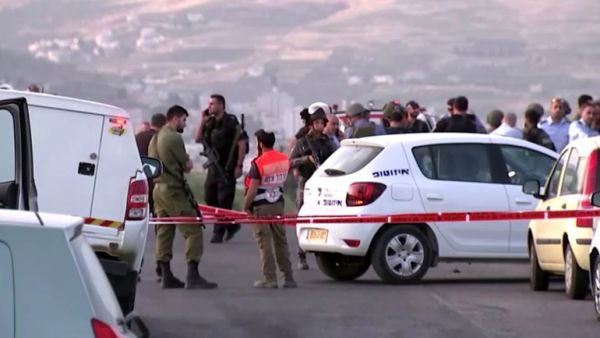 حاجز زعترة جنوب نابلس