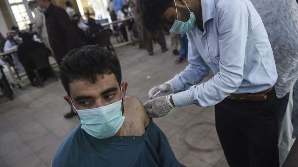 Over 1.98 billion Covid-19 jabs given in the world.