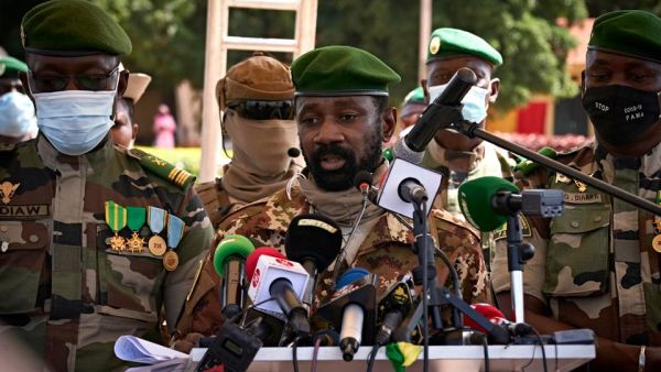 France suspend joint military operations with the Malian forces