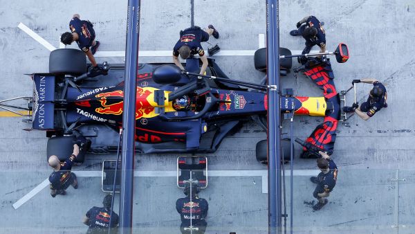 Hospitality - Paddock Club. Experience Thrilling F1 Moments In Style With Grand Prix Packages At Yas Island