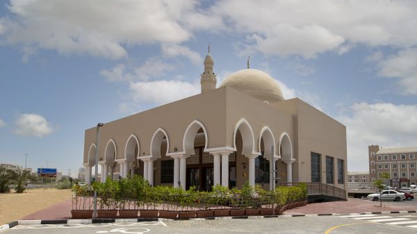 مسجد الحمد افتتاح "مسجد الحمد" في "المدينة العالمية (انترناشيونال سيتي)"
