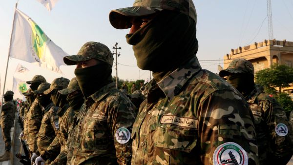 عناصر من الحشد الشعبي