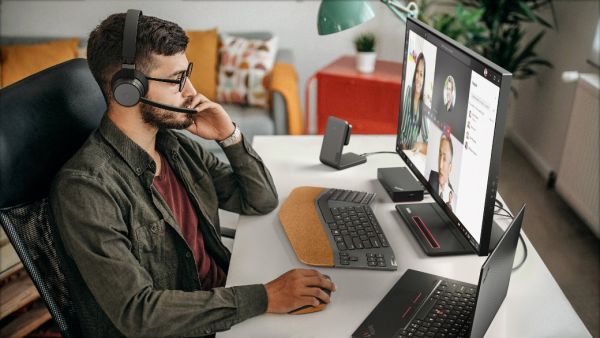 يُعد جهاز الفأرة اللاسلكي Lenovo Go Wireless Multi-Device، الذي تم الإعلان عنه الشهر الماضي، الرفيق المثالي للمستخدم الذي يقوم بمهامٍ متعددة يحتاج فيها إلى التبديل بين الأجهزة بشكلٍ متكرر مجموعة مُلحقات Lenovo Go الجديدة تعزز إنتاجية الأفراد في مساحات العمل عن بُعد