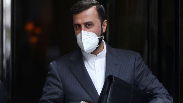 كاظم غريب آبادي