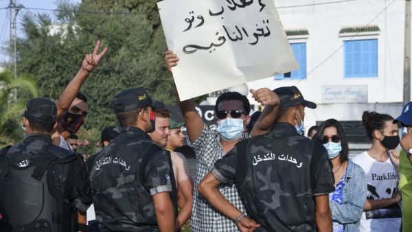 Tunisian PM expressed his will to resign if another premier is appointed.