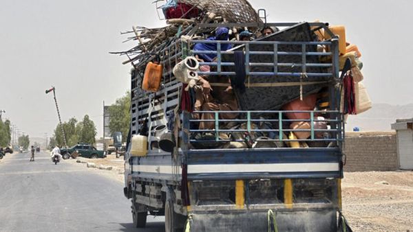 Insurgent Forces Hold Hundreds; Executions of Residents Linked to Government