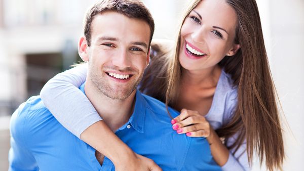 تجنبي محاولة محو آثار العلاقة وشريكك من حياتك، بل اقبلي أنها حدثت وانتهت