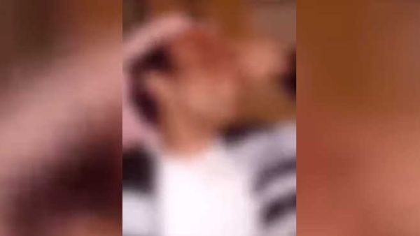 الشخص المروج للمخدرات عبر فيديوهات على مواقع التواصل