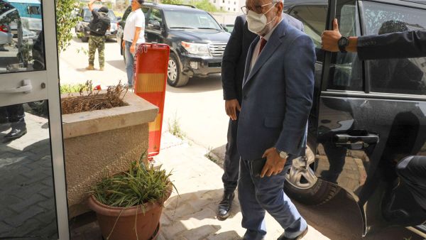 إنقاذ النهضة من النهضة والغنوشي