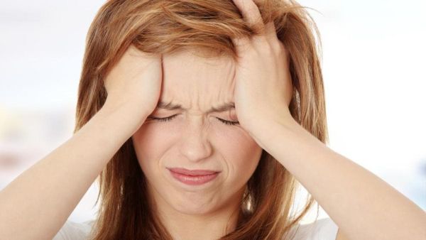 عليك تناول الأدوية و مسكنات الألم التي وصفها لك طبيبك مثل الأسيتامينوفين أو الأيبوبروفين