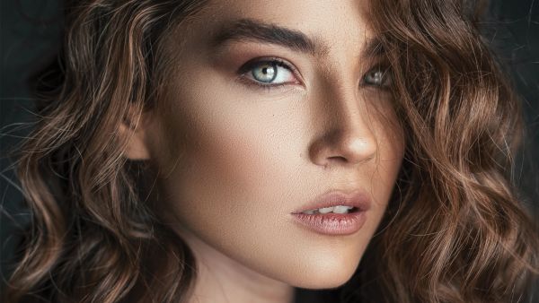 جميلة البوابة: كيف يمكنك الحصول على شعر صحي ولامع؟