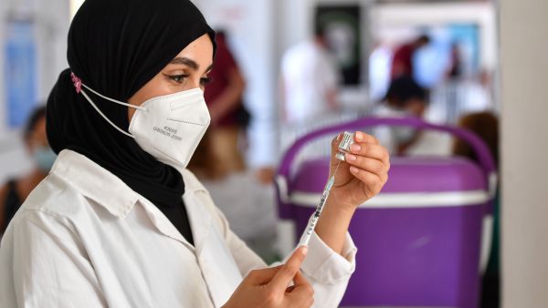 Tunisia sees high turnout for vaccination amid spread of COVID-19