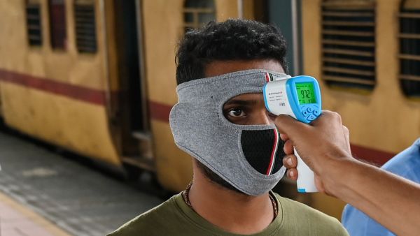 Covid-19 cases in India tops 37,500