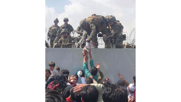 U.S. pauses evacuation flights in Kabul as Qatar refuses to welcome more Afghans