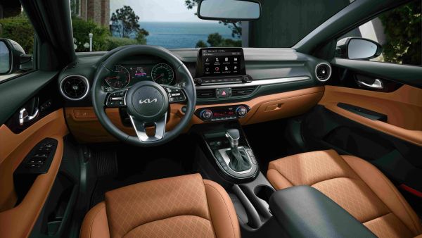 Bold New Cerato - Main Dash. Bold New Kia Cerato Launched In Middle East And Africa