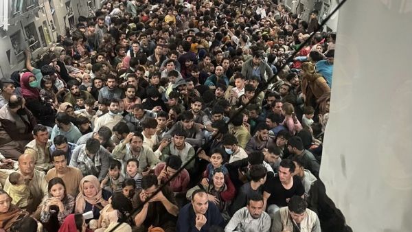 US Air Force evacuated 640 Afghan civilians