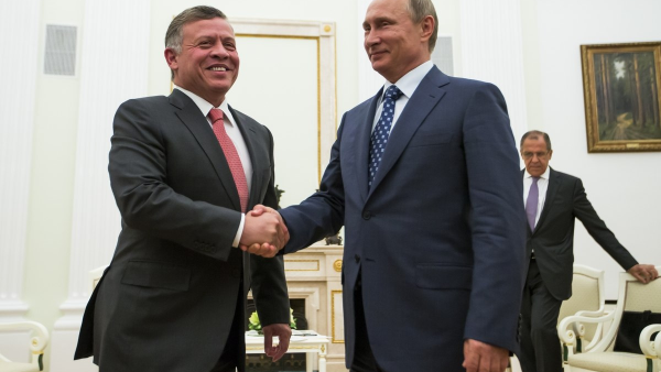 King Abdullah (L) President Putin 