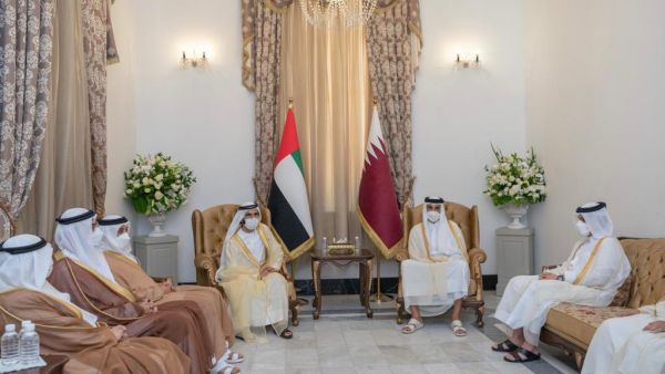 الشيخ محمد بن راشد يلتقي أمير قطر تميم بن حمد