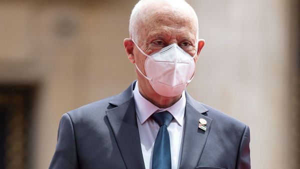 التونسيون ينتظرون أن يكشف قيس سعيد عن خططه